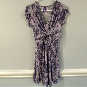 Seraphine Maternity / Lavender Blossom Knot Front Maternity Dress